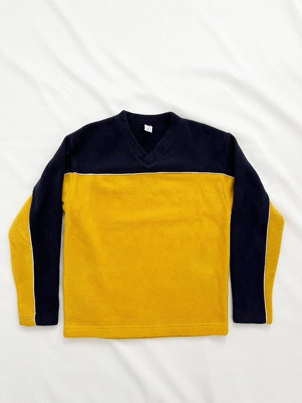 GAP Vintage Yellow & Navy Colorblock V-Neck Fleece Sweater Men's S